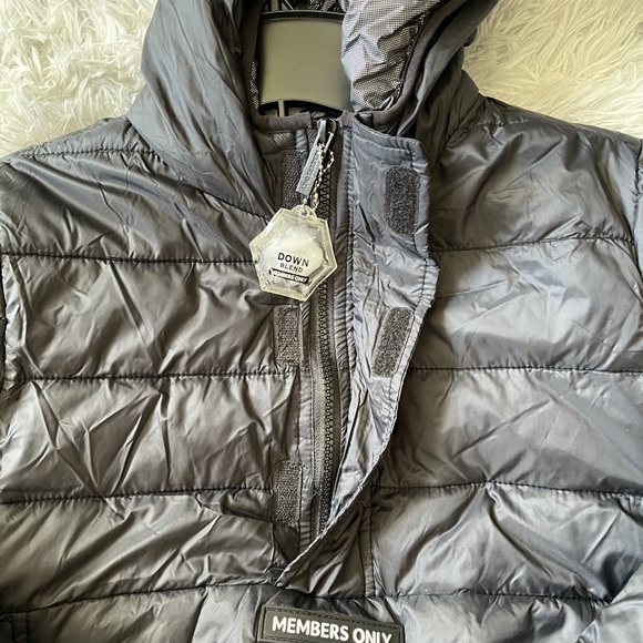 NWT light Kids Jacket - Size L - Picture 4 of 7